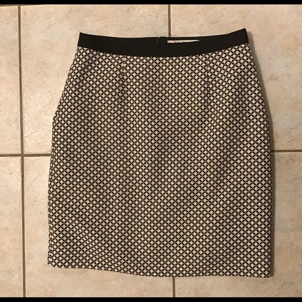 ✨✨ “nice things” Black/White Diamond Pattern Skirt ✨✨